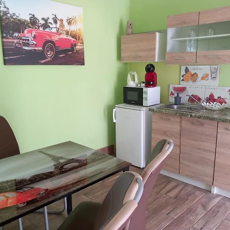 Laura Apartman Daire Kanije Dış mekan fotoğraf